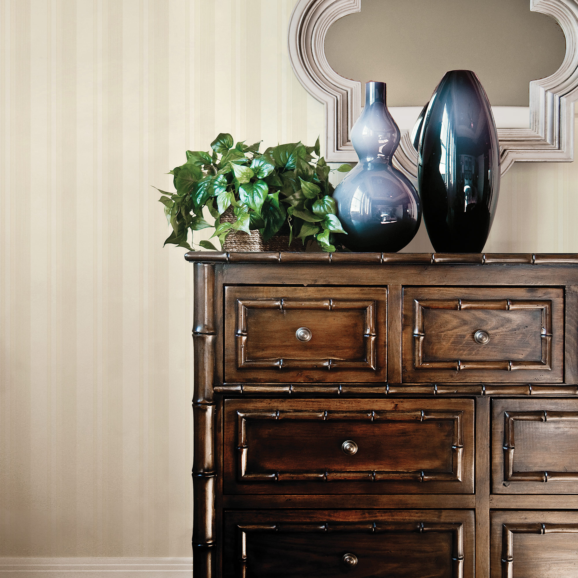 Essener Vliestapete Palazzo 2 Streifen G67619